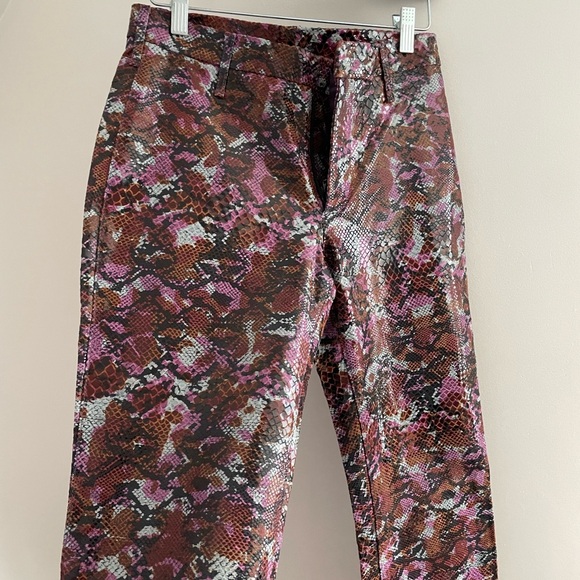 Sassy Vintage Snake Skin Pant - Picture 2 of 6